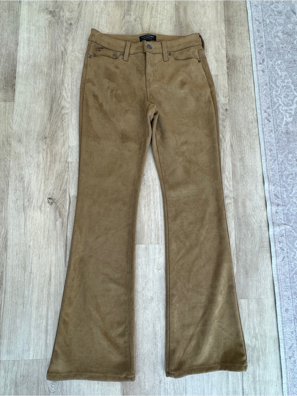 Banana Republic Factory VEGAN SUEDE LOW-RISE BOOTCUT PANT sz 28/6 - Picture 3 of 12